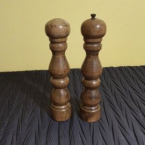 Lobeco Japan Wooden Pepper and Salt Grinder Set